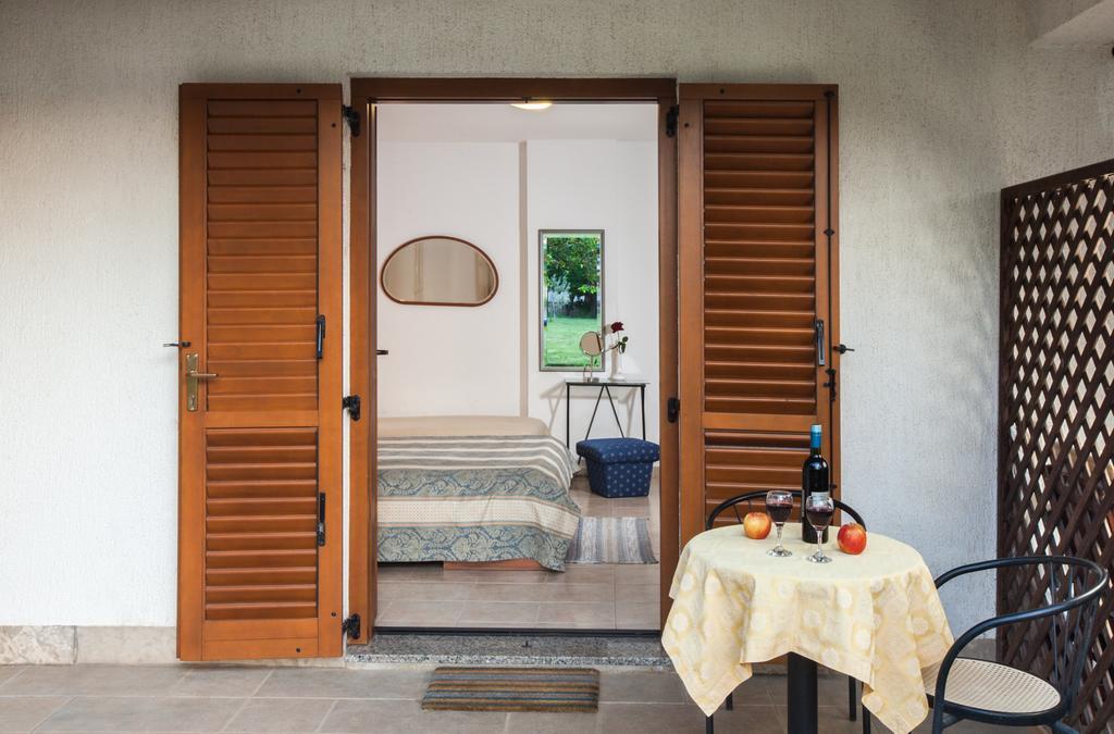 B&B Moderno Fažana Oda fotoğraf
